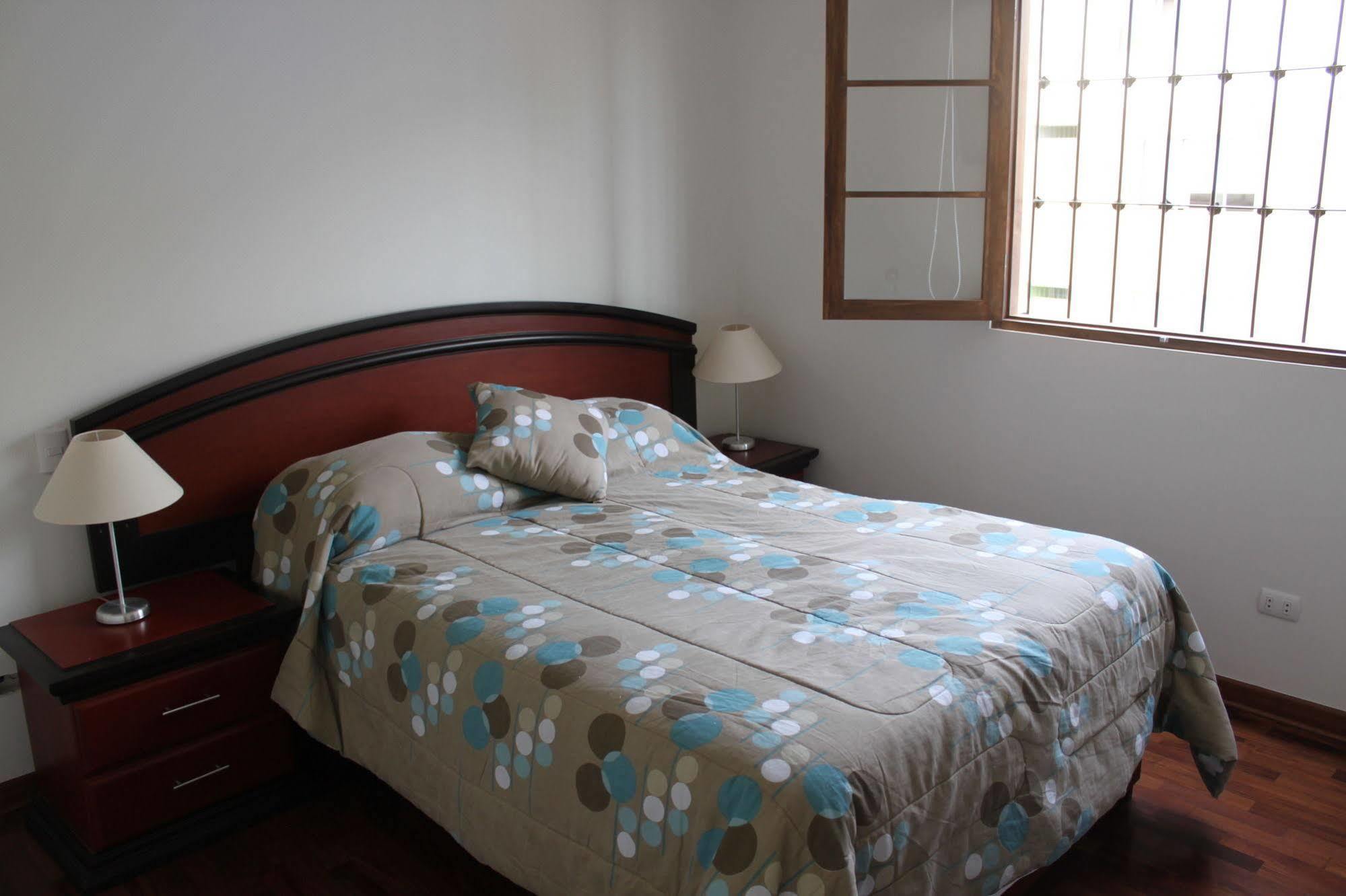 Bed & Breakfast - La Casa De Ceci Lima Exterior foto